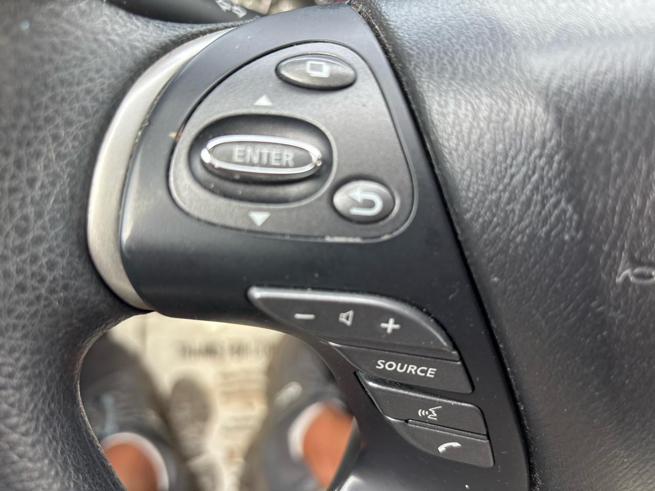 Nissan Pathfinder SV 2019