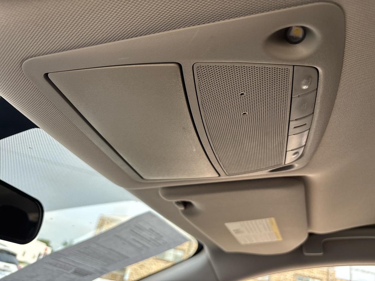 Nissan Pathfinder SV 2019