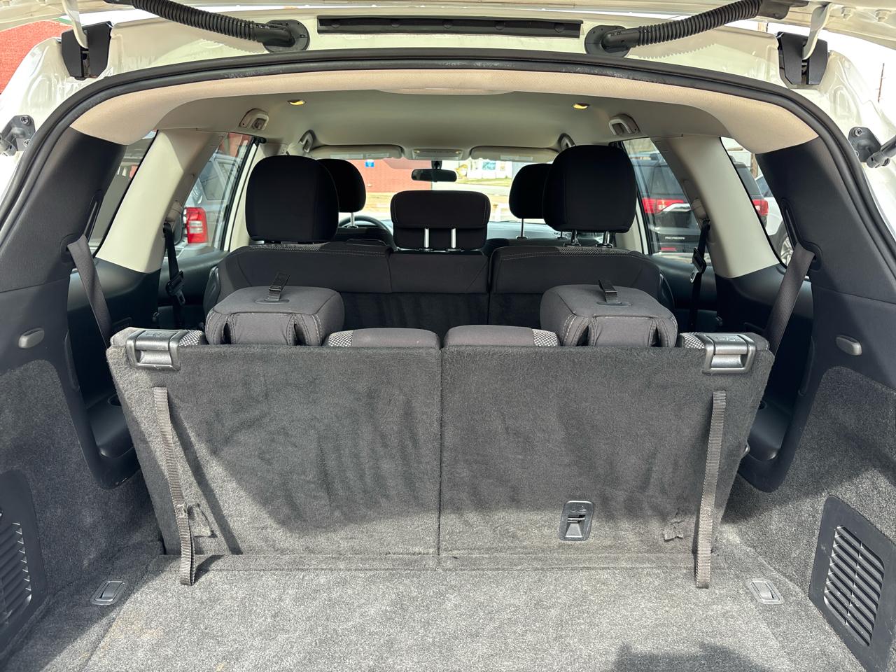 Nissan Pathfinder SV 2019