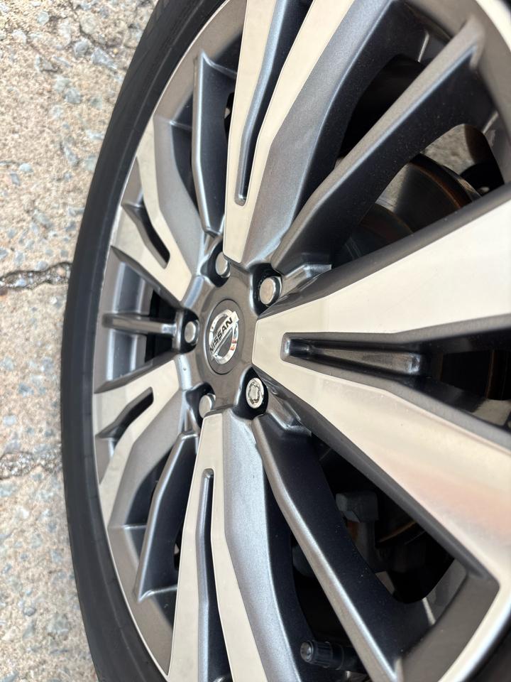 Nissan Pathfinder SV 2019