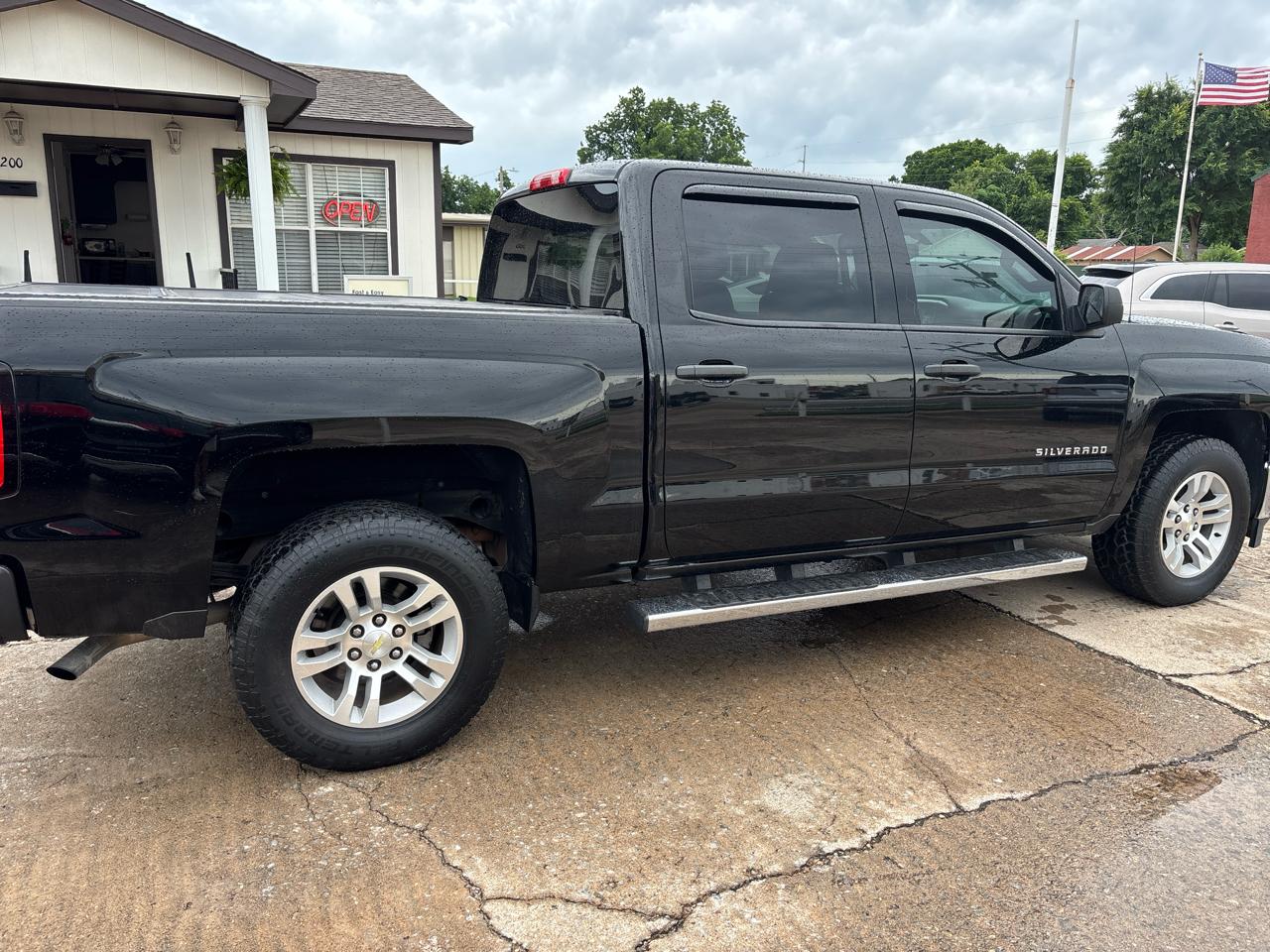 Chevrolet Silverado 1500 1LT Crew Cab 2WD 2014