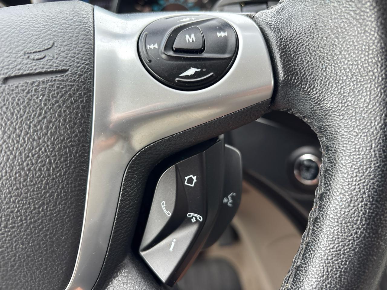 Ford Escape Titanium 4WD 2014