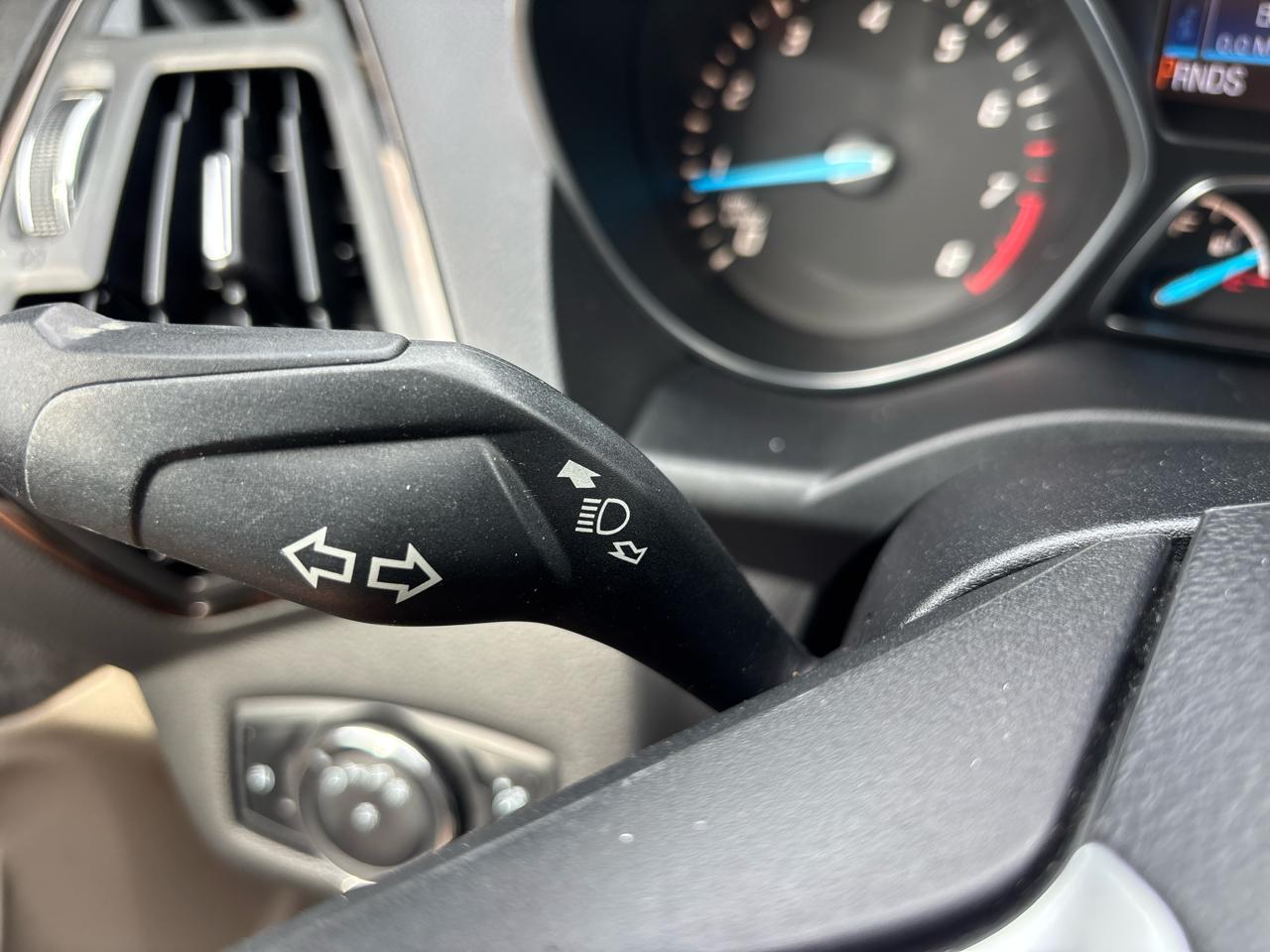 Ford Escape Titanium 4WD 2014