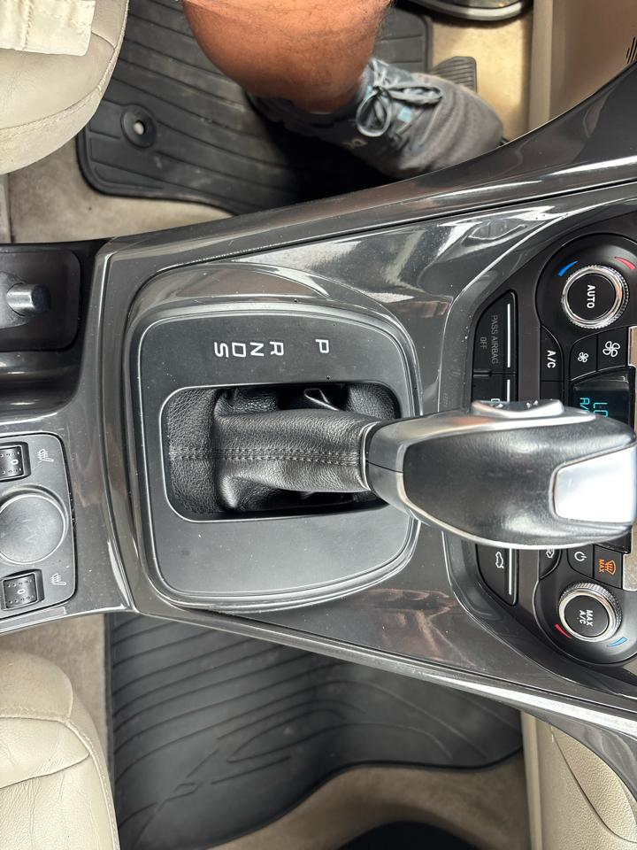Ford Escape Titanium 4WD 2014