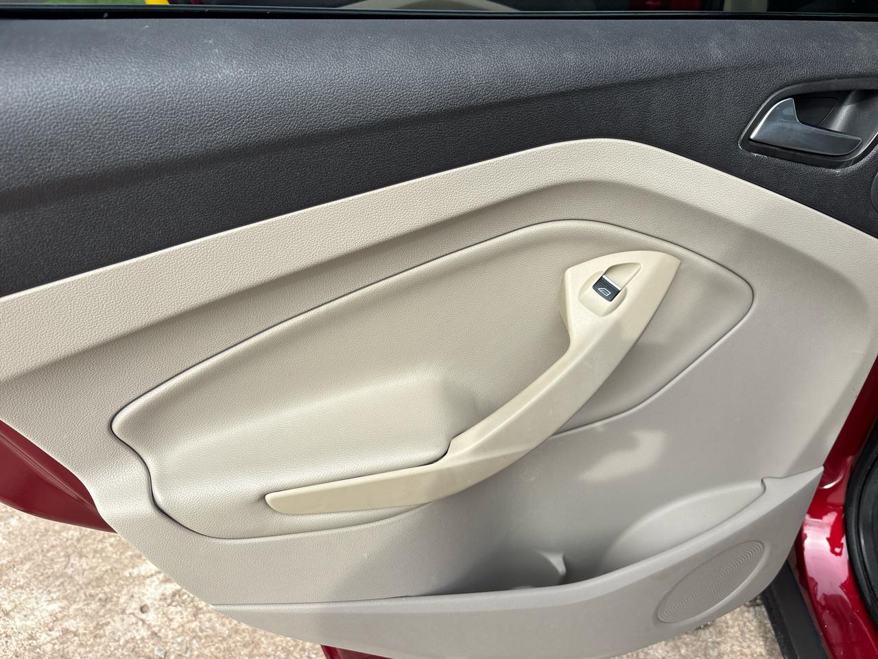 Ford Escape Titanium 4WD 2014