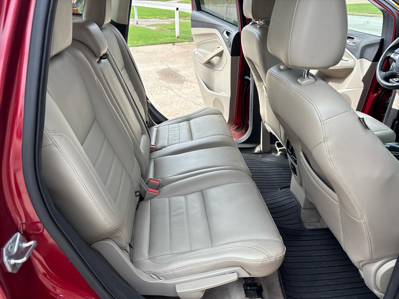 Ford Escape Titanium 4WD 2014