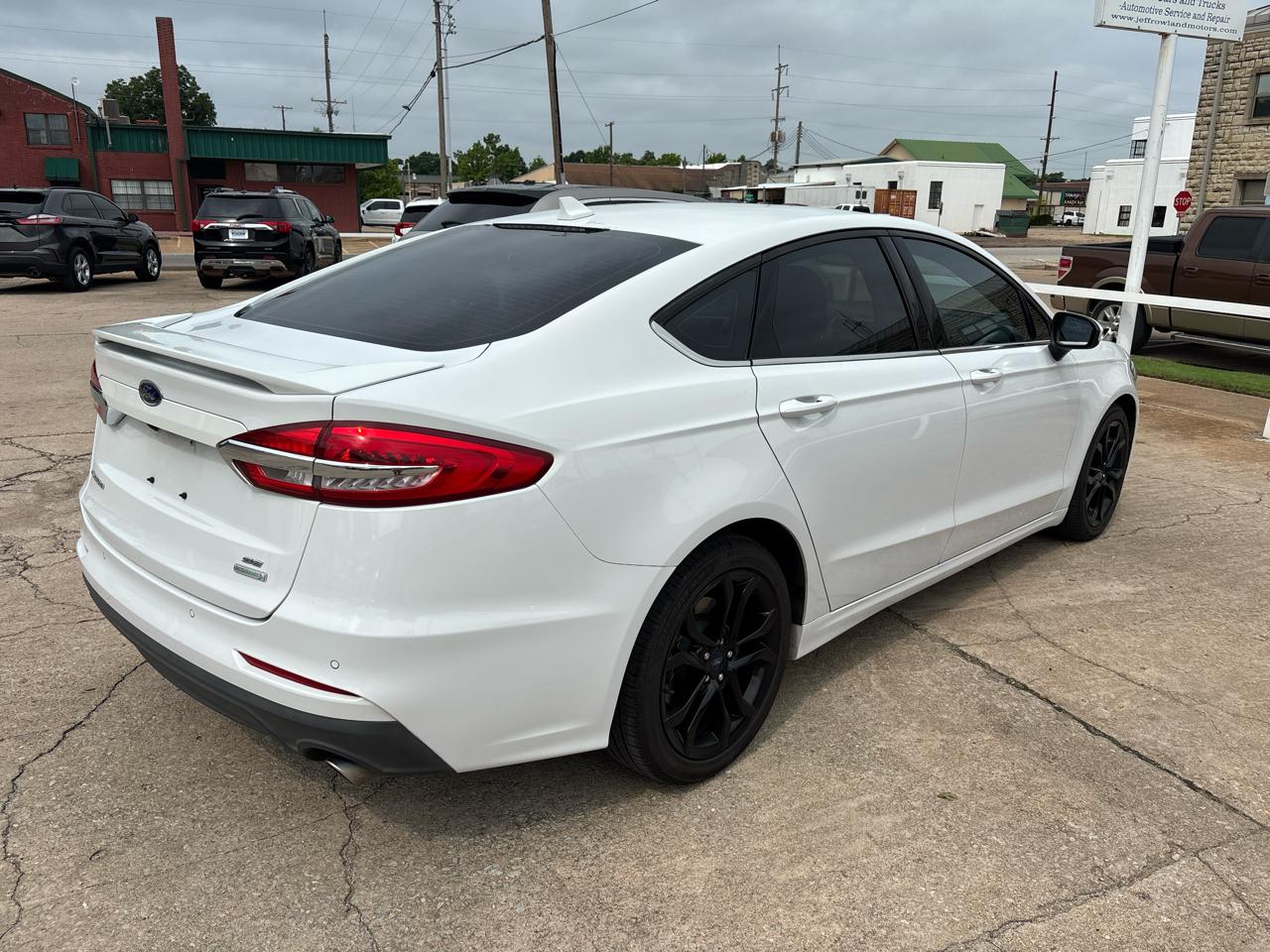 Ford Fusion SE 2019