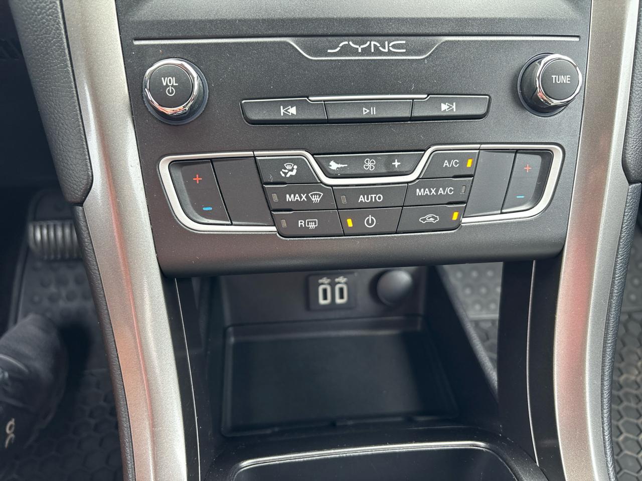 Ford Fusion SE 2019
