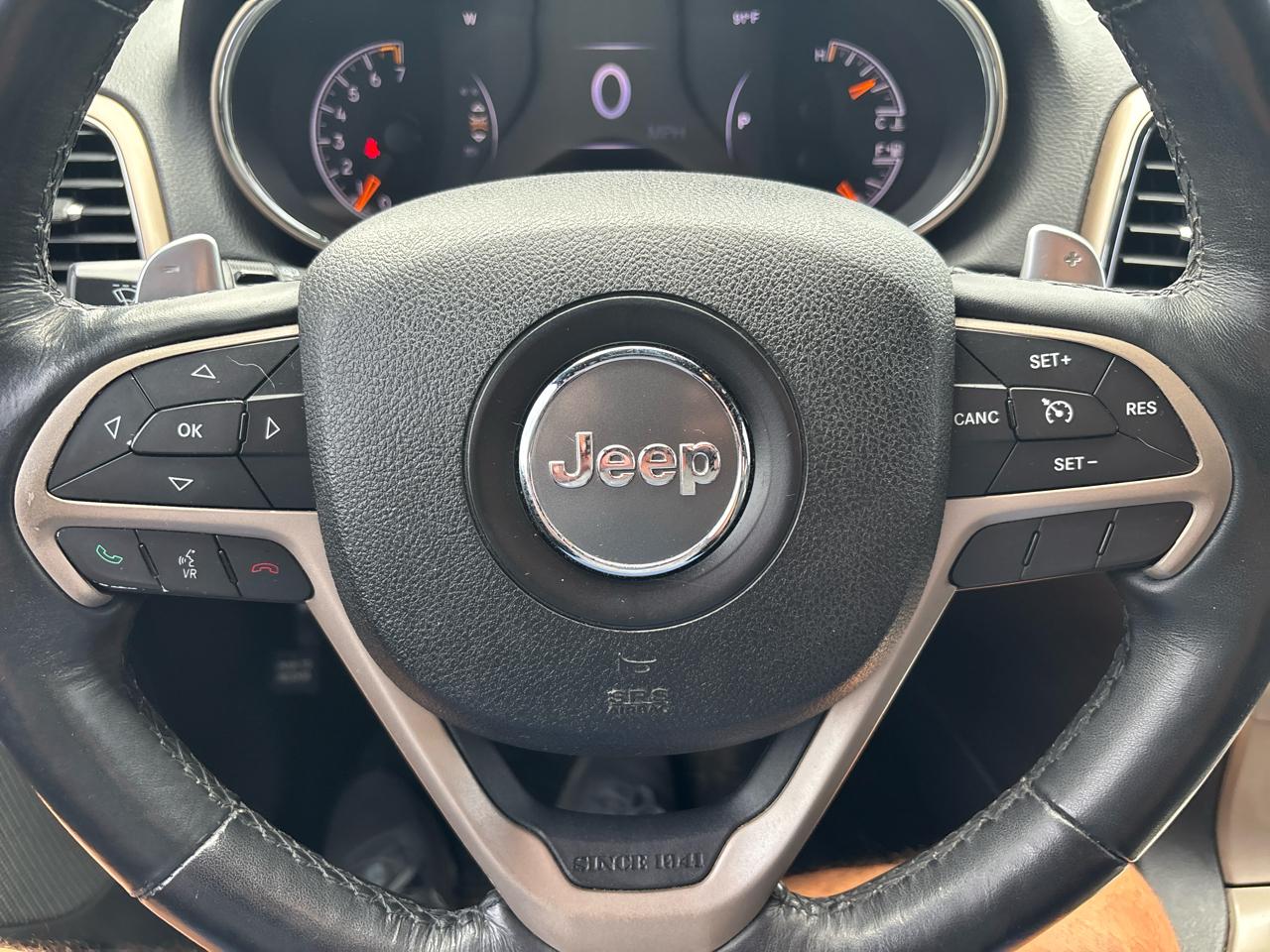 Jeep Grand Cherokee Limited 2WD 2015