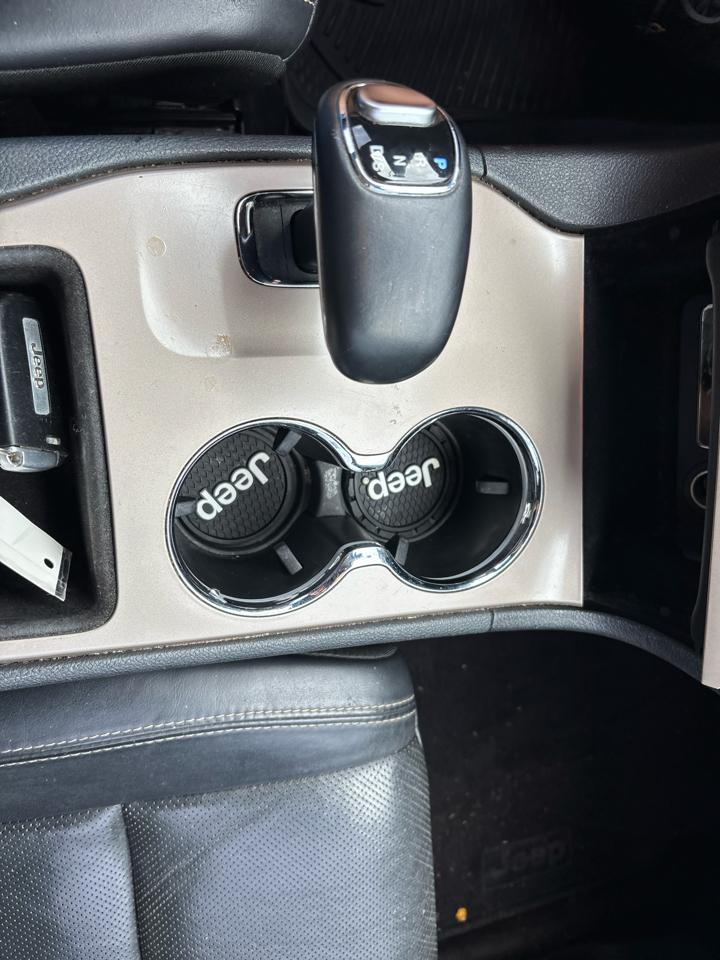 Jeep Grand Cherokee Limited 2WD 2015