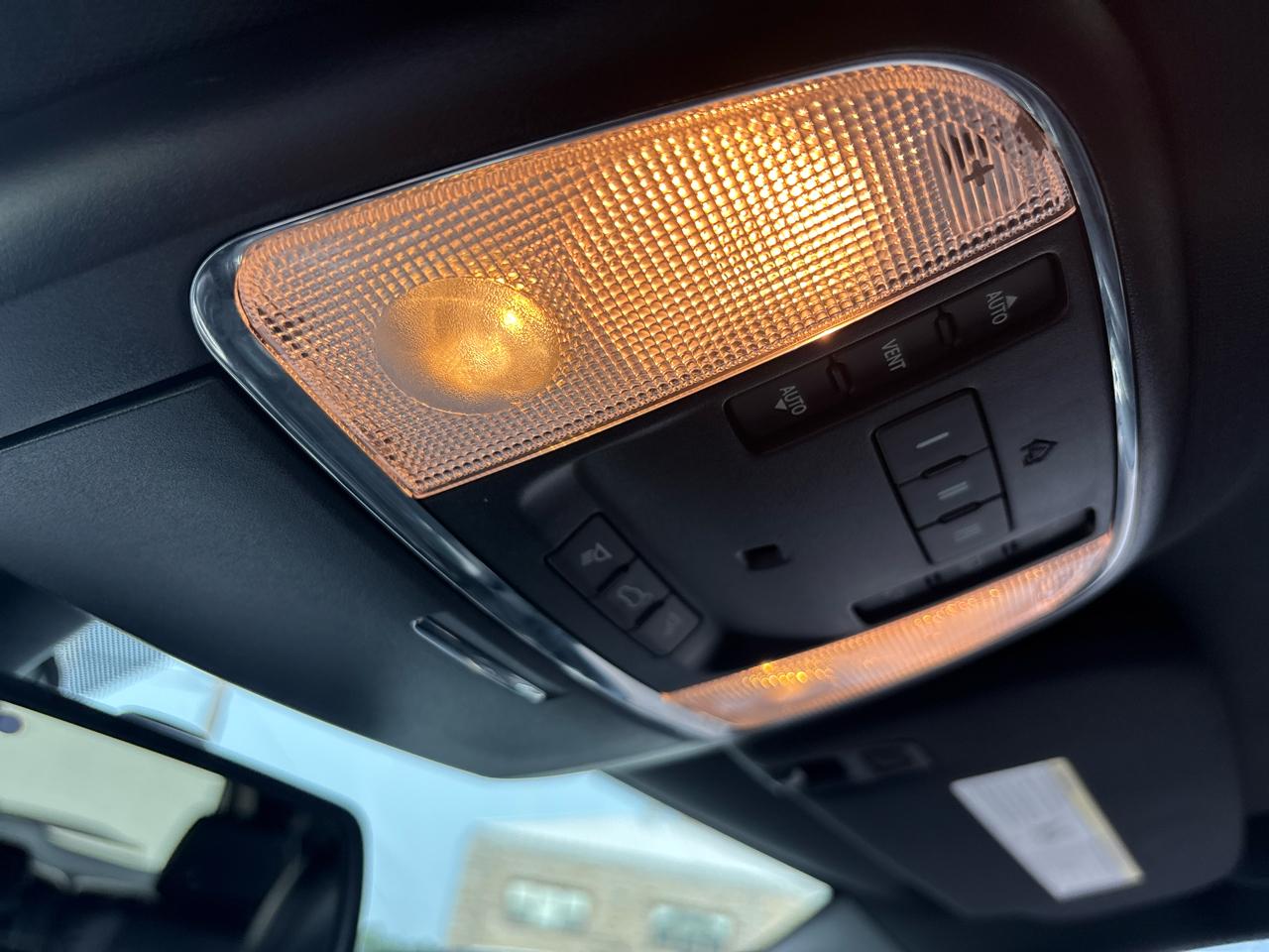 Jeep Grand Cherokee Limited 2WD 2015