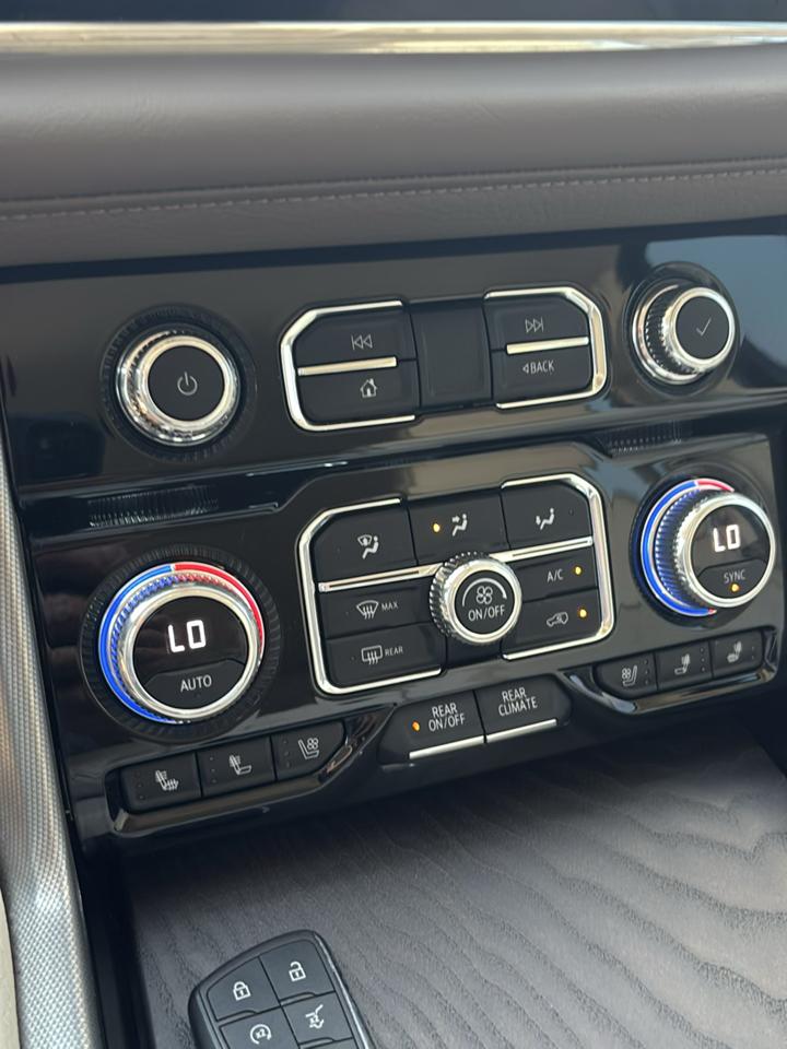 2021 GMC Yukon Denali - Photo 21
