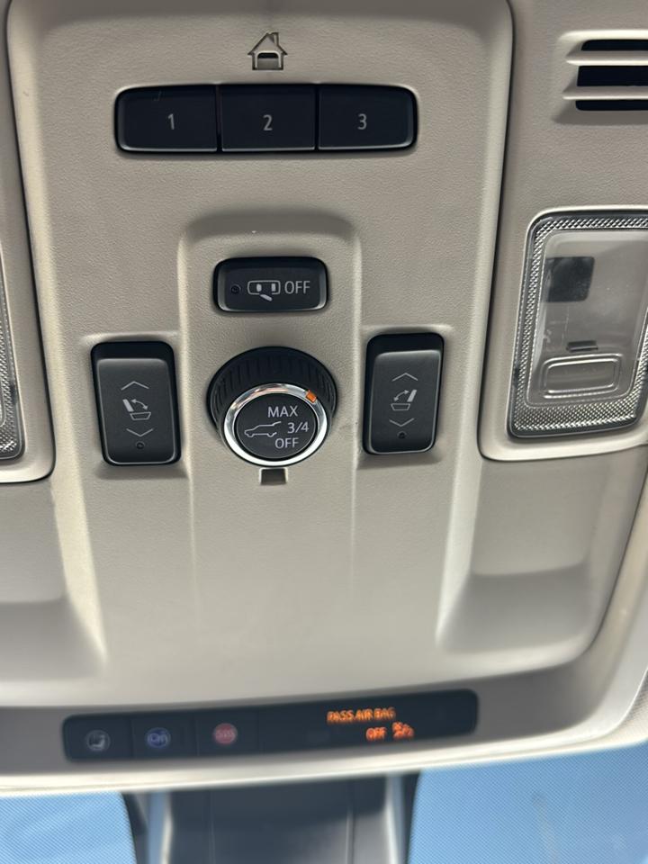 2021 GMC Yukon Denali - Photo 25