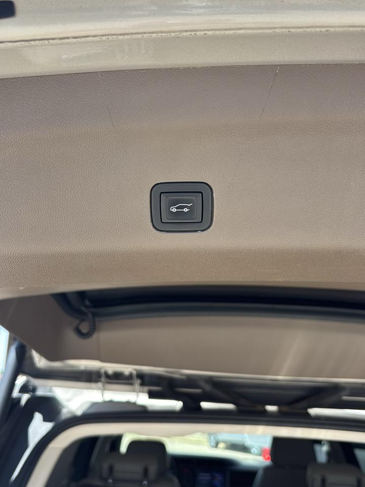 2021 GMC Yukon Denali - Photo 31