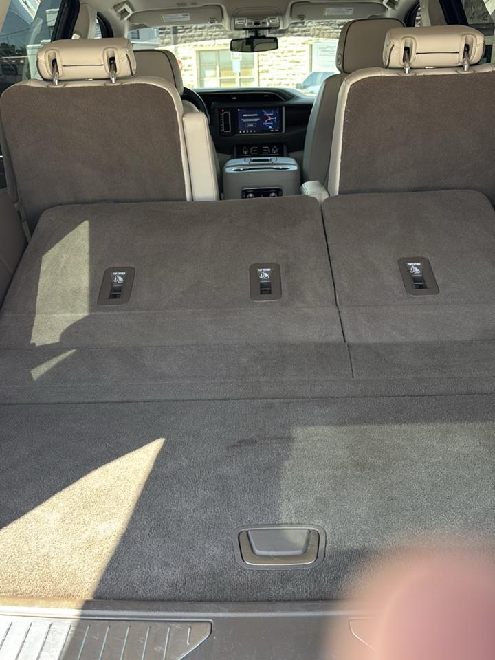 2021 GMC Yukon Denali - Photo 33