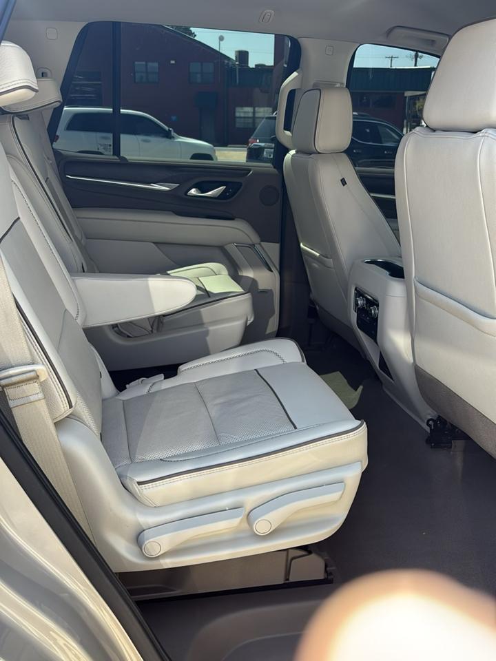 2021 GMC Yukon Denali - Photo 37
