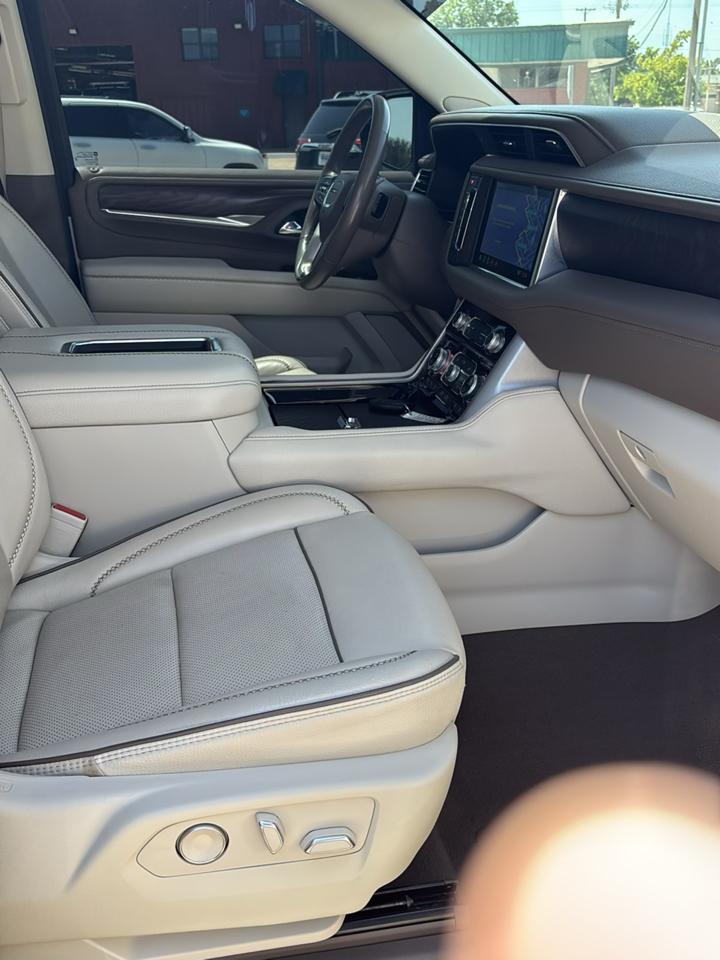 2021 GMC Yukon Denali - Photo 39