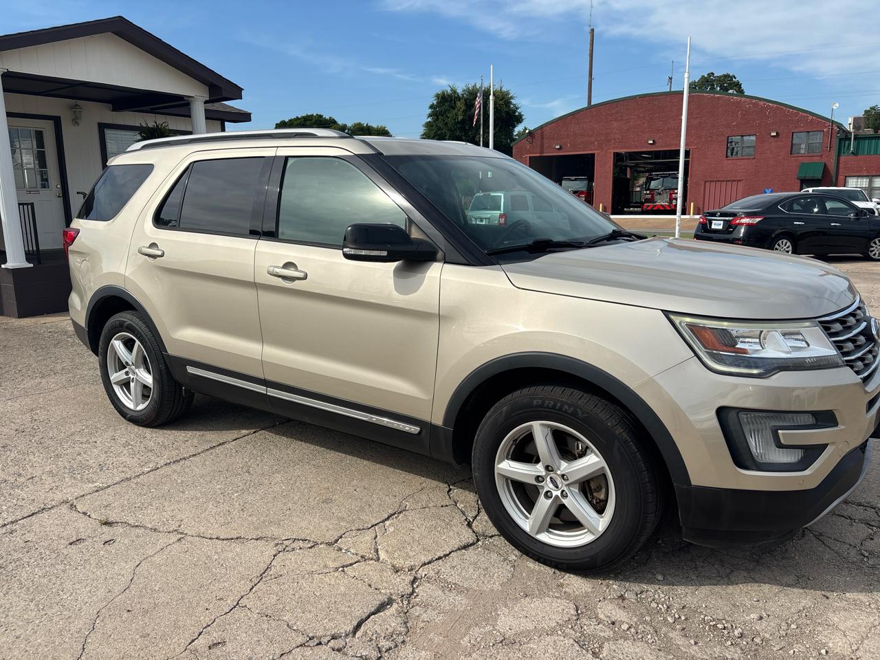 Ford Explorer XLT 4WD 2017