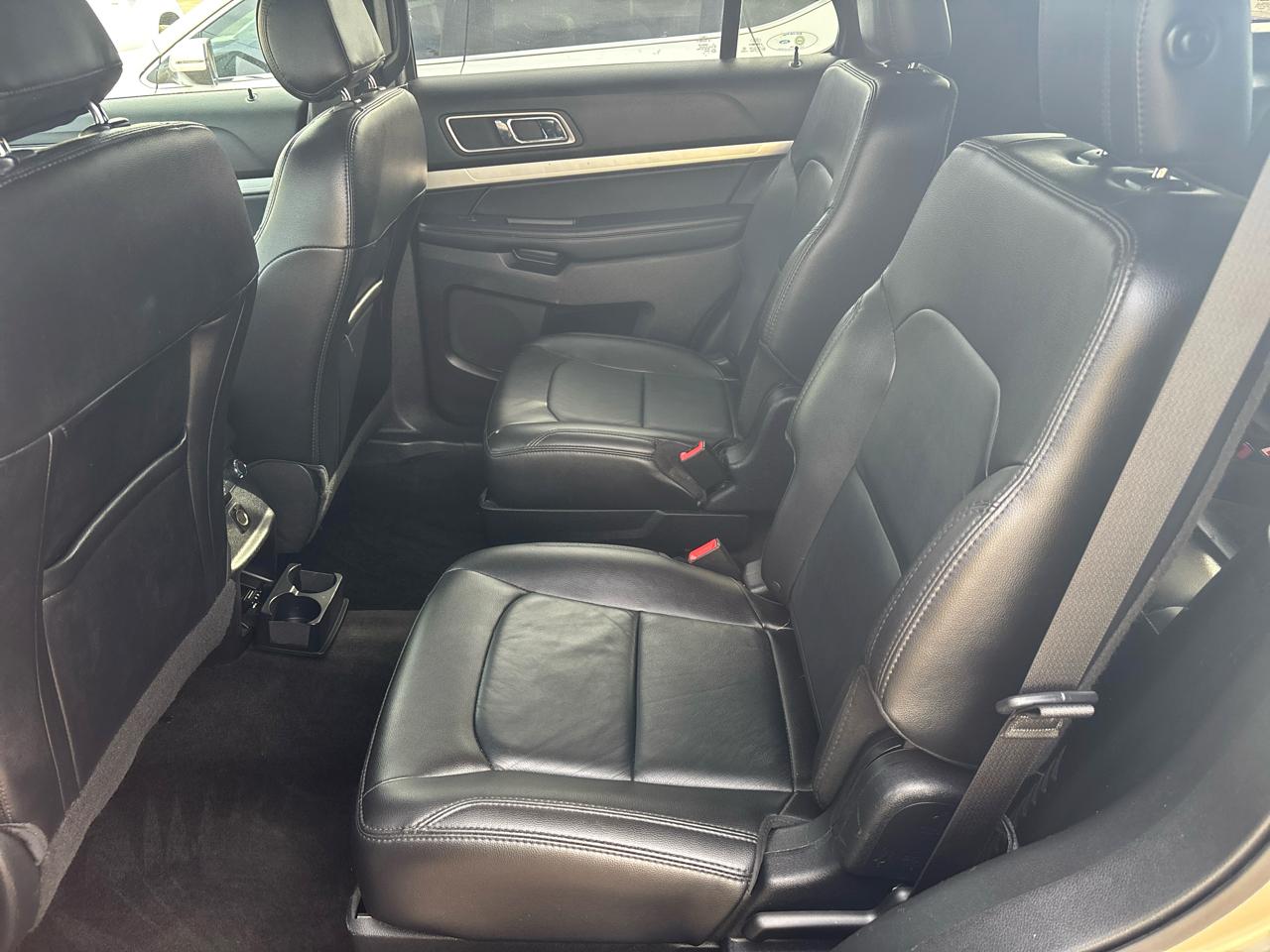 Ford Explorer XLT 4WD 2017