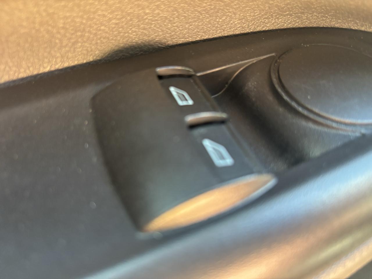 Ford Transit Connect Cargo Van XL LWB 2022