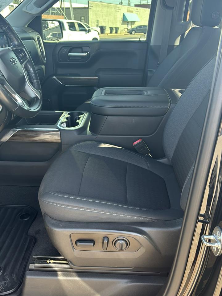 2020 Chevrolet Silverado 1500 RST - Photo 17