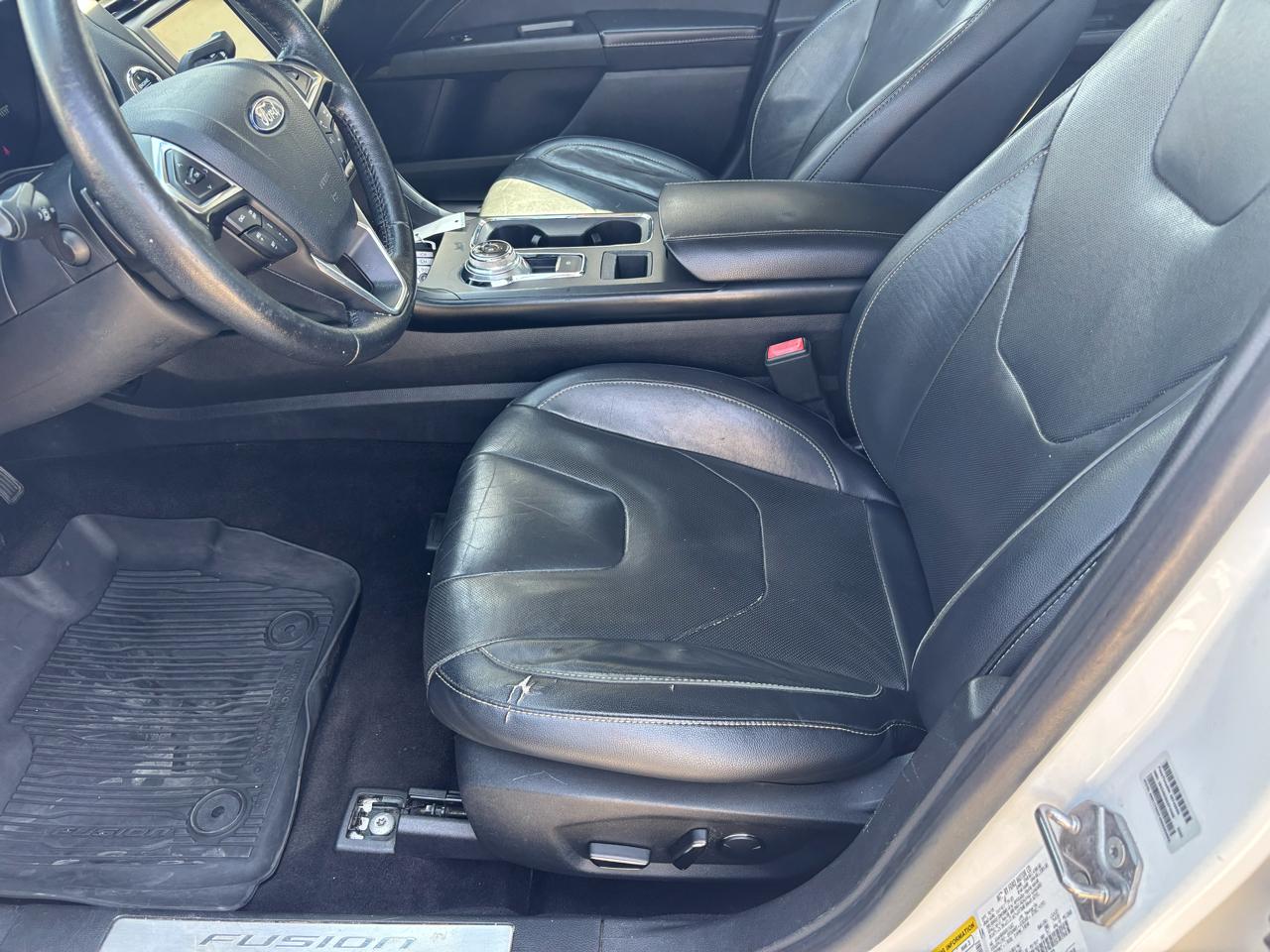 Ford Fusion Titanium AWD 2020