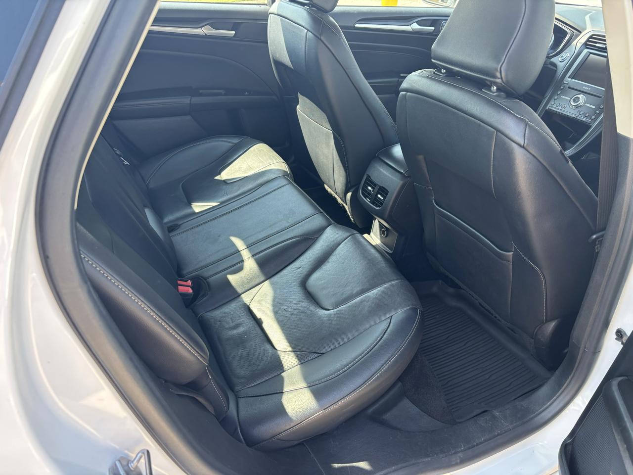 Ford Fusion Titanium AWD 2020