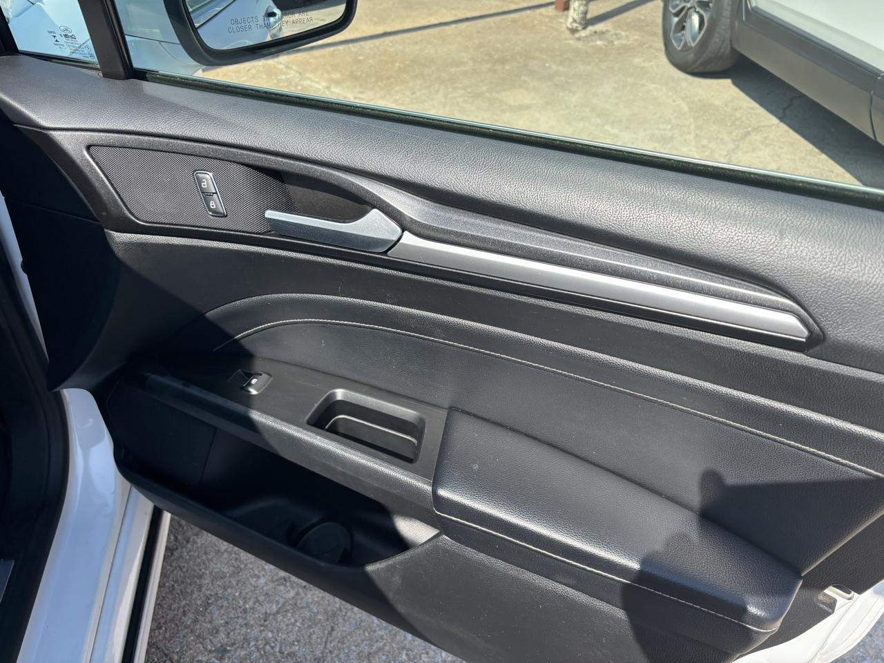 Ford Fusion Titanium AWD 2020