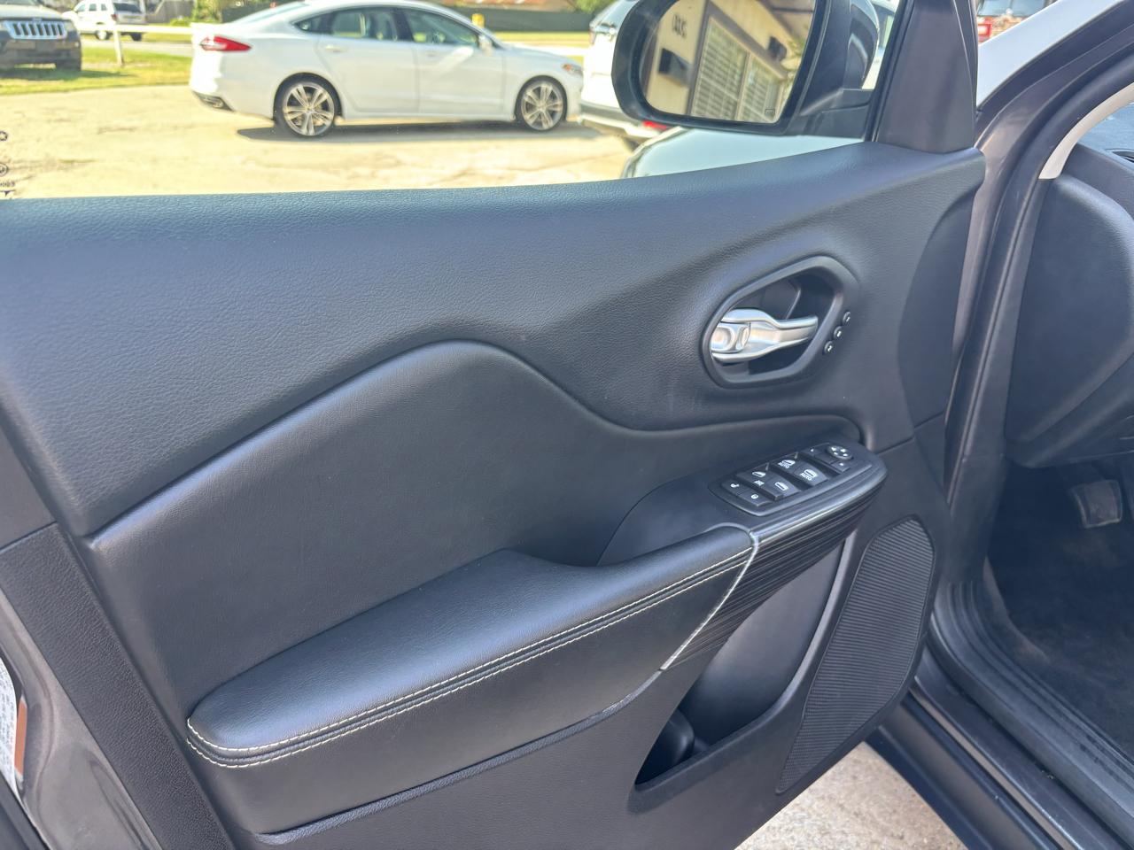 Jeep Cherokee Limited 4WD 2015