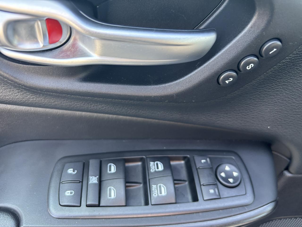 Jeep Cherokee Limited 4WD 2015