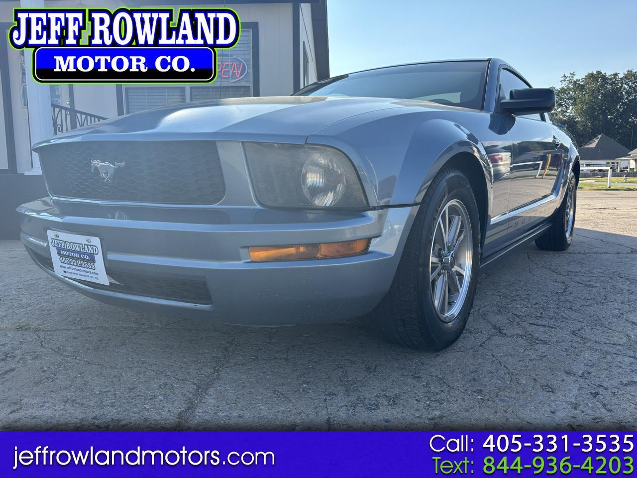 2005 Ford Mustang V6 Deluxe Coupe