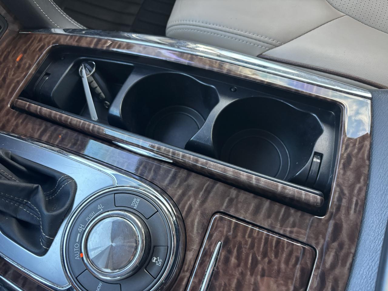 Nissan Armada SL 4D SUV AWD 2019