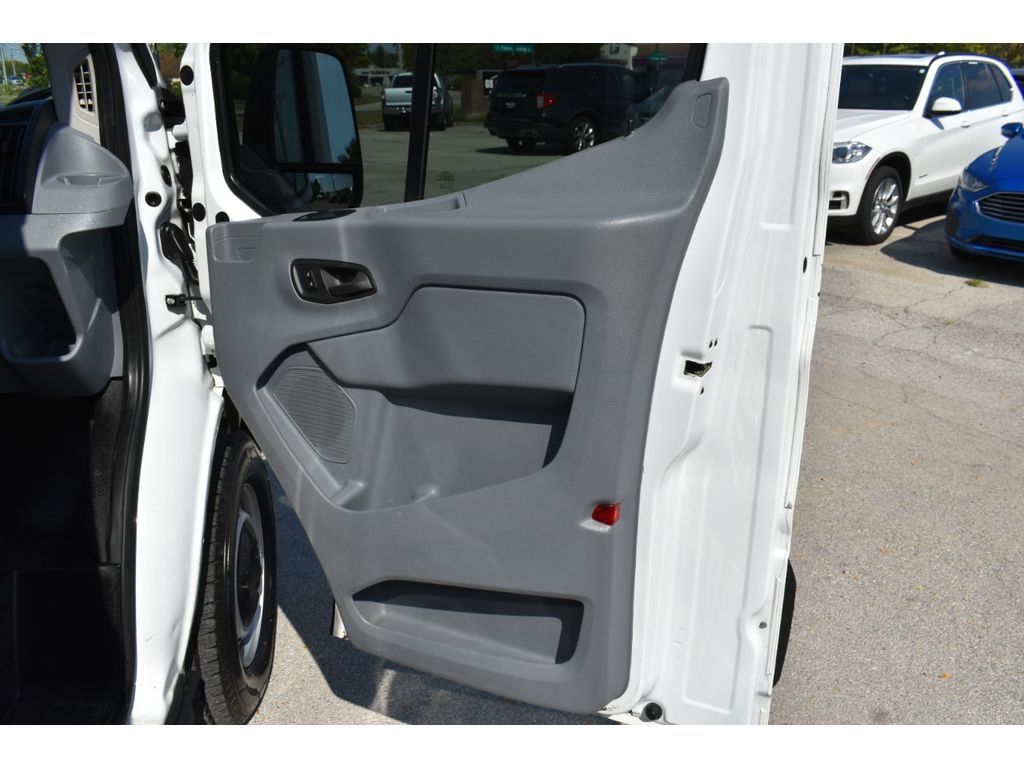 2019 Ford Transit Van photo 17