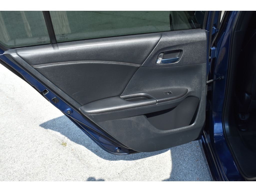 Honda Accord Sport Sedan AT 2016 Honda Accord Sport Sedan AT 2016