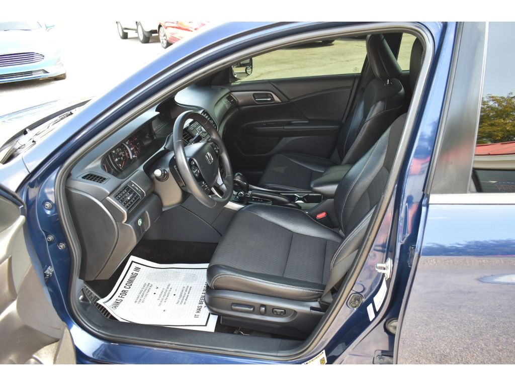 Honda Accord Sport Sedan AT 2016 Honda Accord Sport Sedan AT 2016