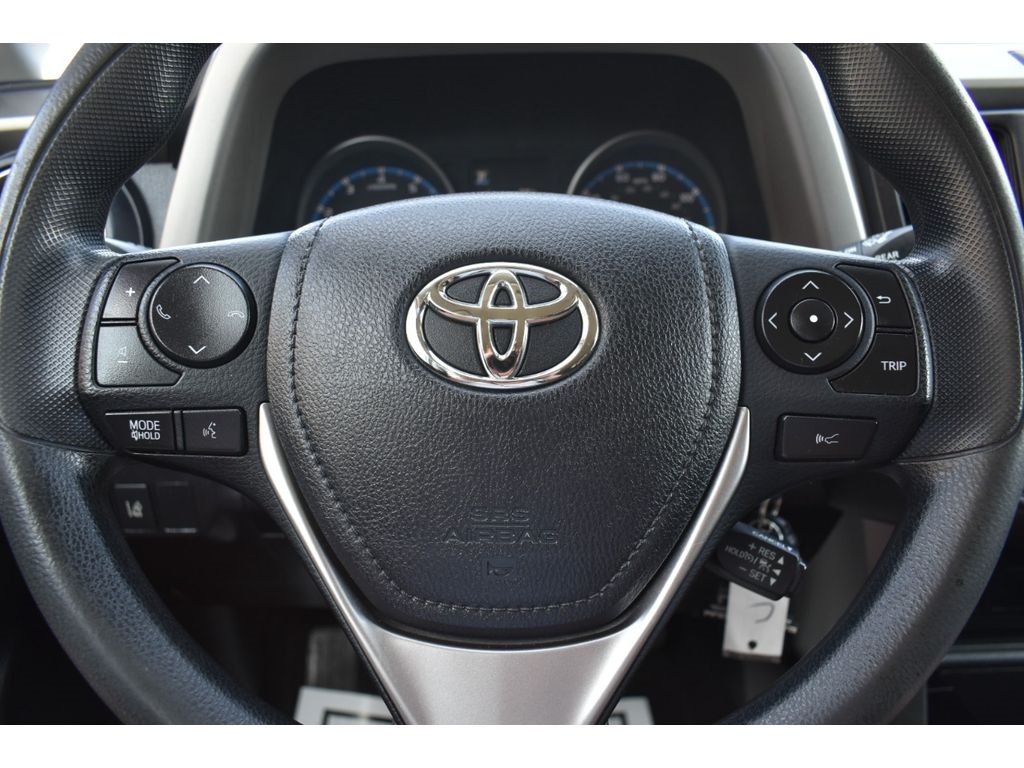 Toyota RAV4 LE AWD 2017 Toyota RAV4 LE AWD 2017