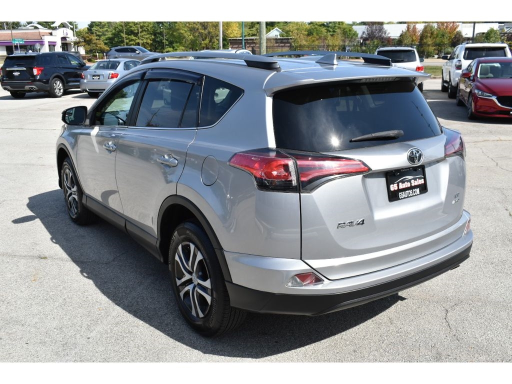 Toyota RAV4 LE AWD 2017 Toyota RAV4 LE AWD 2017