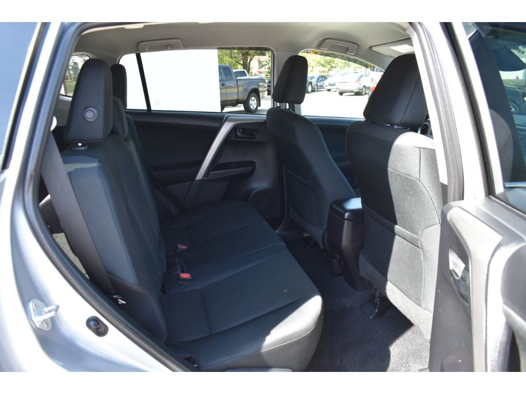 Toyota RAV4 LE AWD 2017 Toyota RAV4 LE AWD 2017