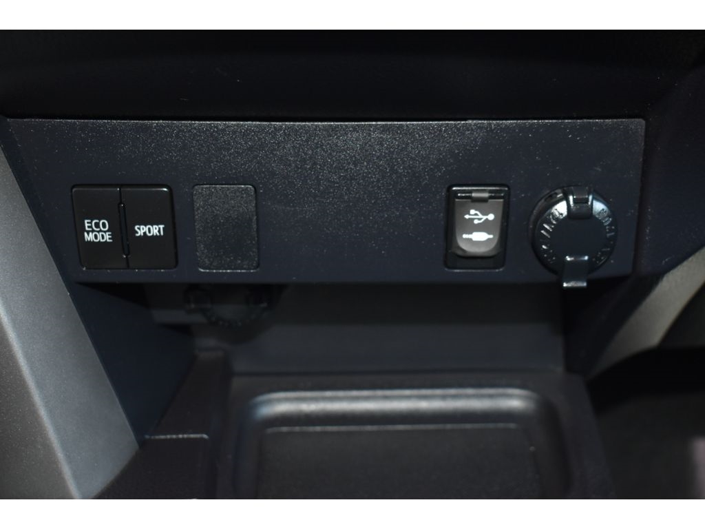 Toyota RAV4 LE AWD 2017 Toyota RAV4 LE AWD 2017