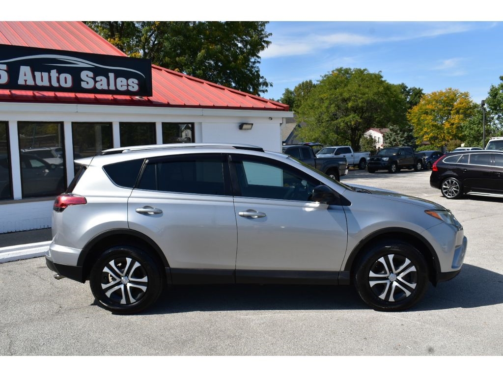 Toyota RAV4 LE AWD 2017 Toyota RAV4 LE AWD 2017