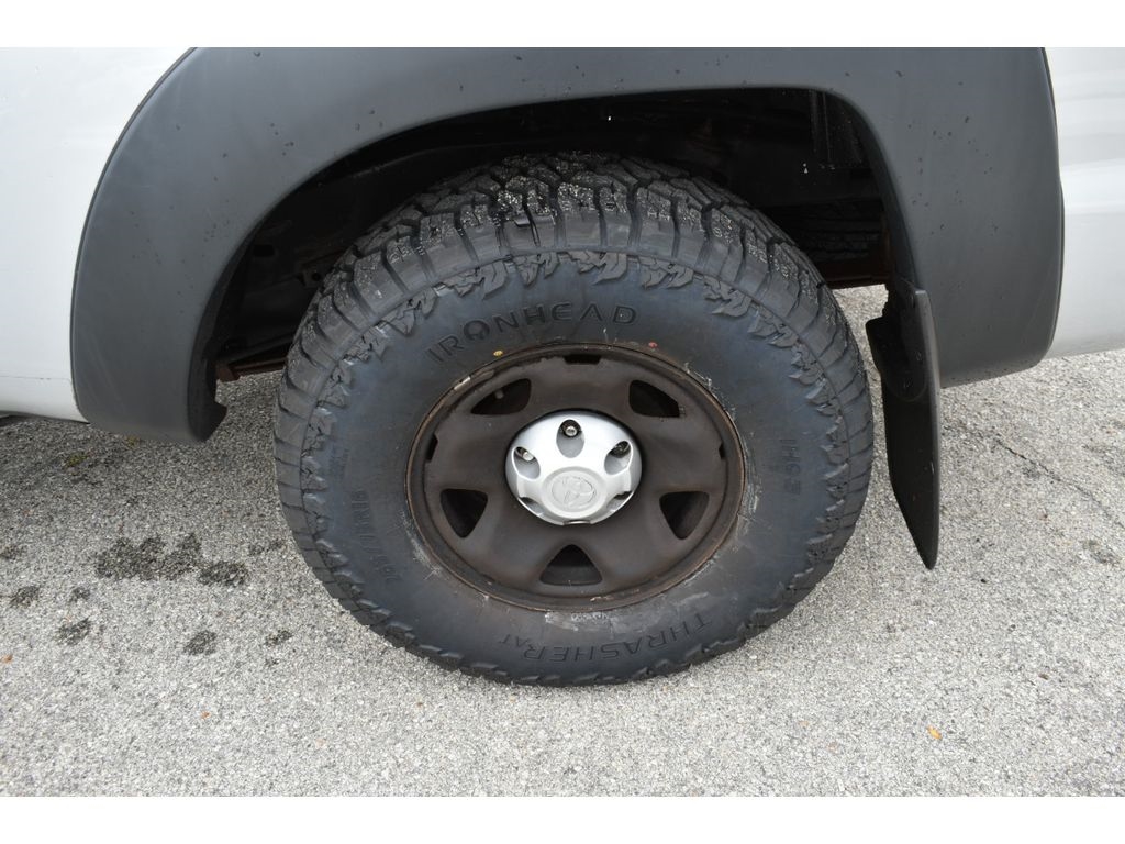 2012 Toyota Tacoma 4x4 photo 13
