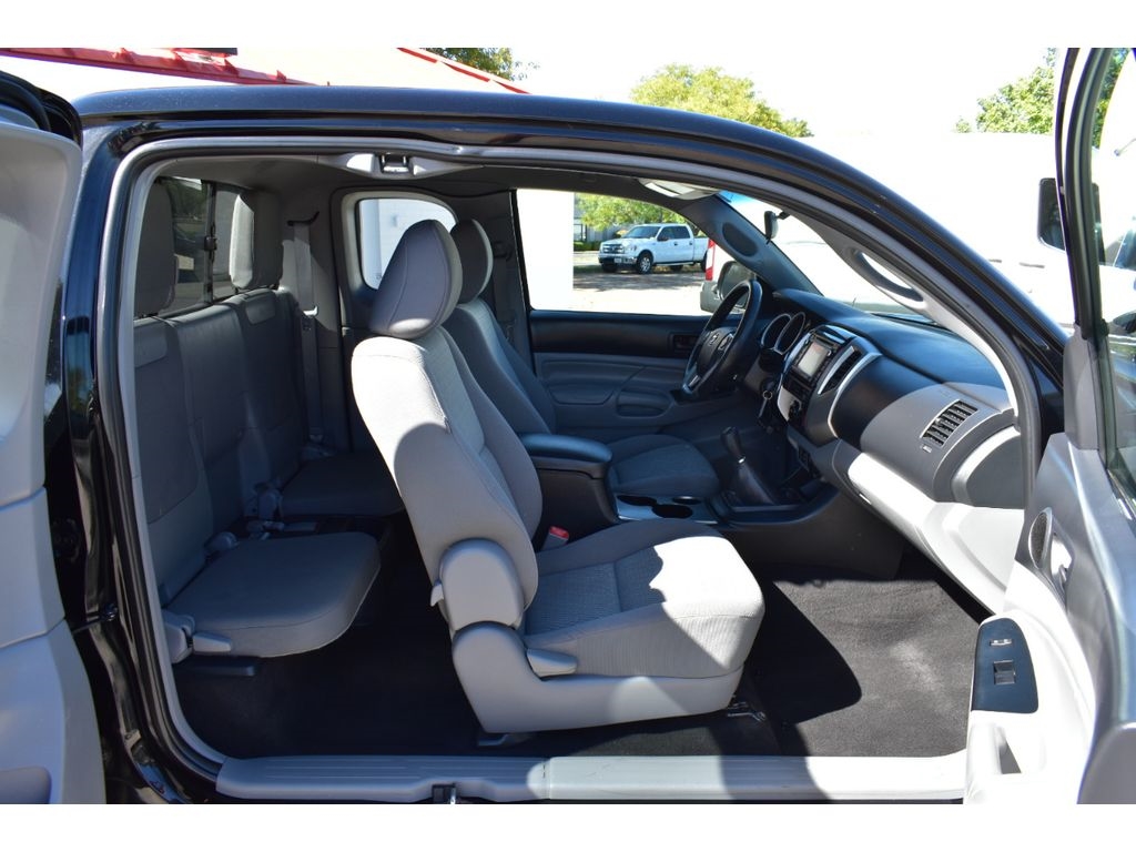 2014 Toyota Tacoma Base 4x4 photo 10