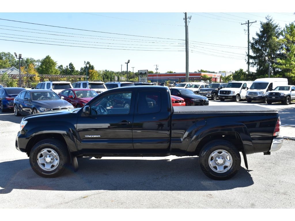 2014 Toyota Tacoma Base 4x4 photo 13