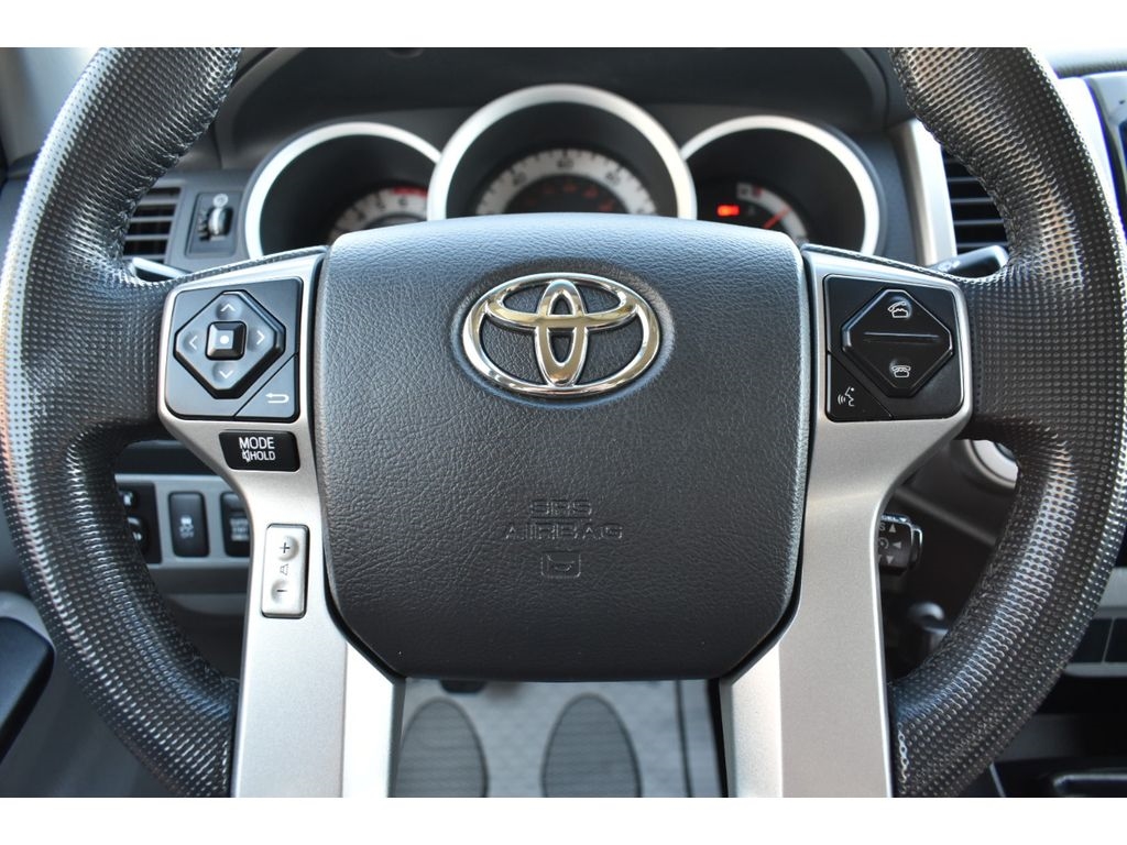 2014 Toyota Tacoma Base 4x4 photo 21