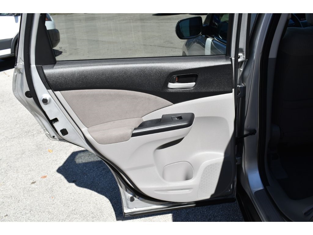 2013 Honda CR-V EX photo 16