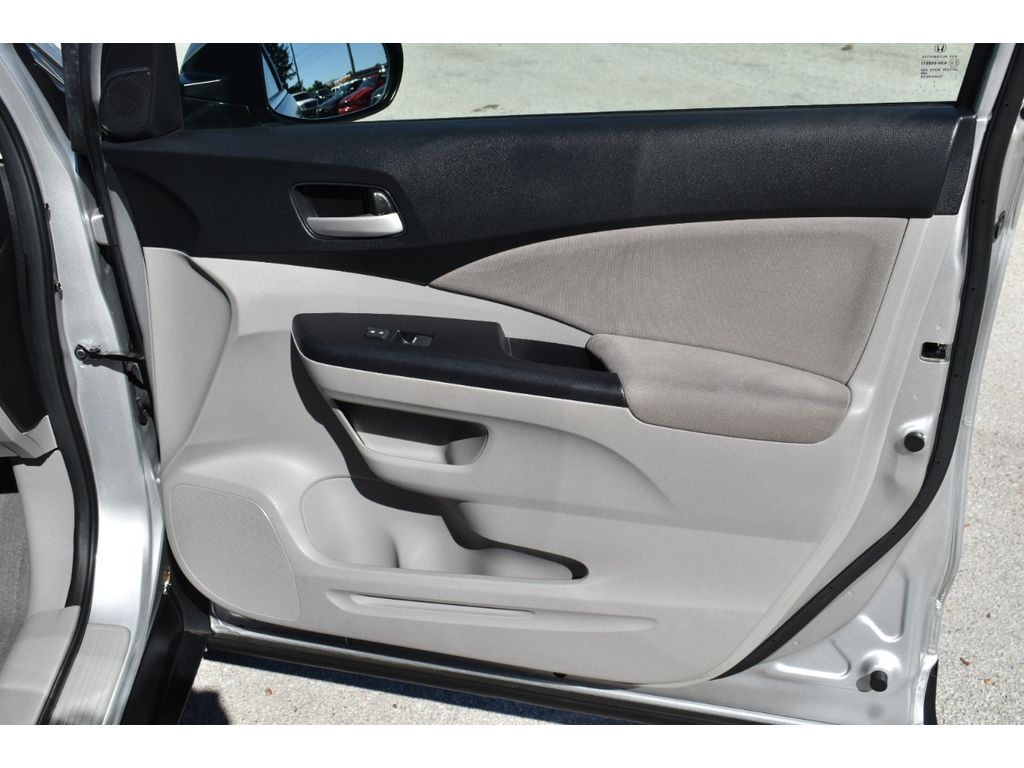 2013 Honda CR-V EX photo 26