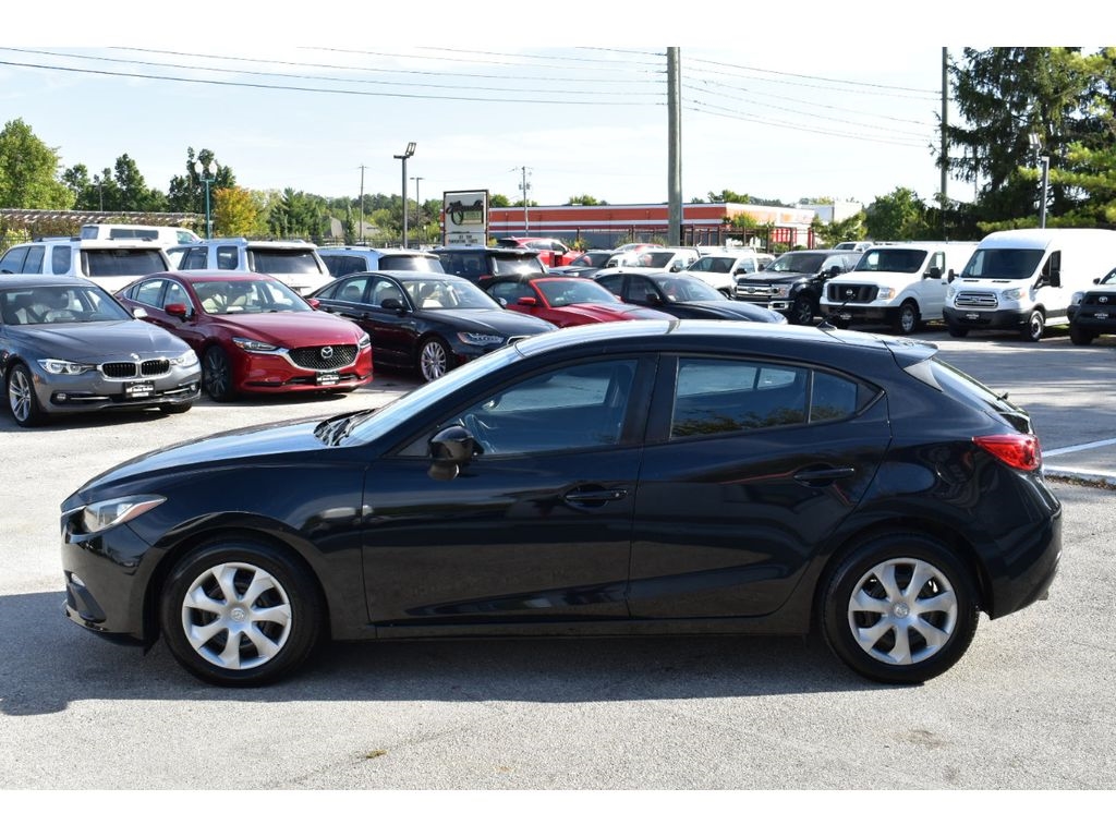 2015 Mazda Mazda3 i Sport photo 12