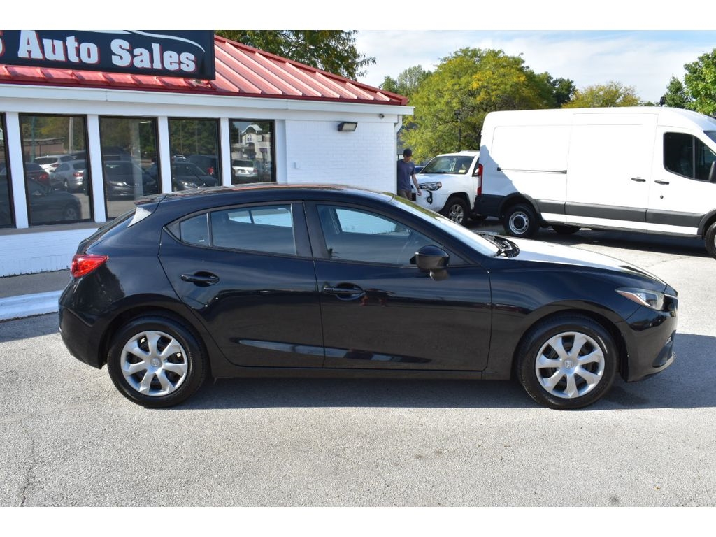 2015 Mazda Mazda3 i Sport photo 32