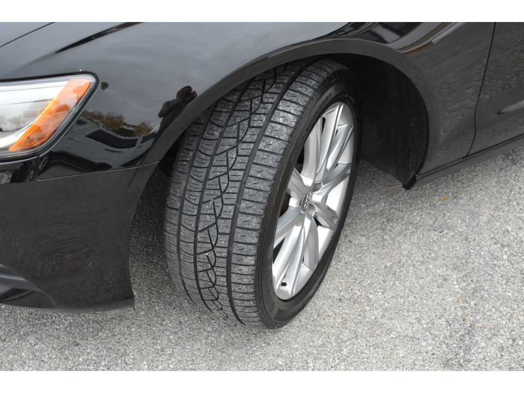 Audi A6 2.0T Premium Plus quattro 2013 Audi A6 2.0T Premium Plus quattro 2013