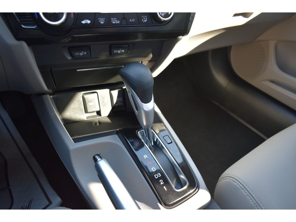 Honda Civic EX-L Sedan 5-Speed AT 2013